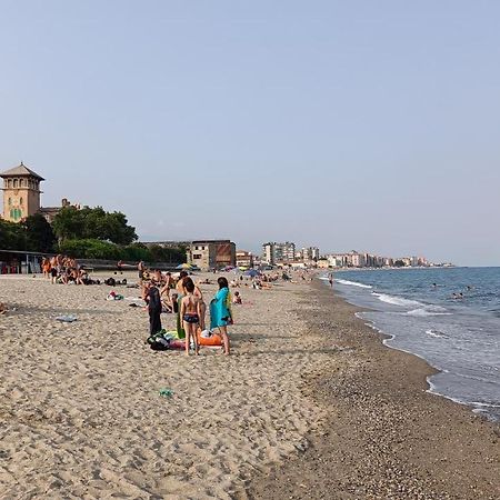 Apartmán Karina, To The Beach With Terrace And Private Parking Savona Exteriér fotografie