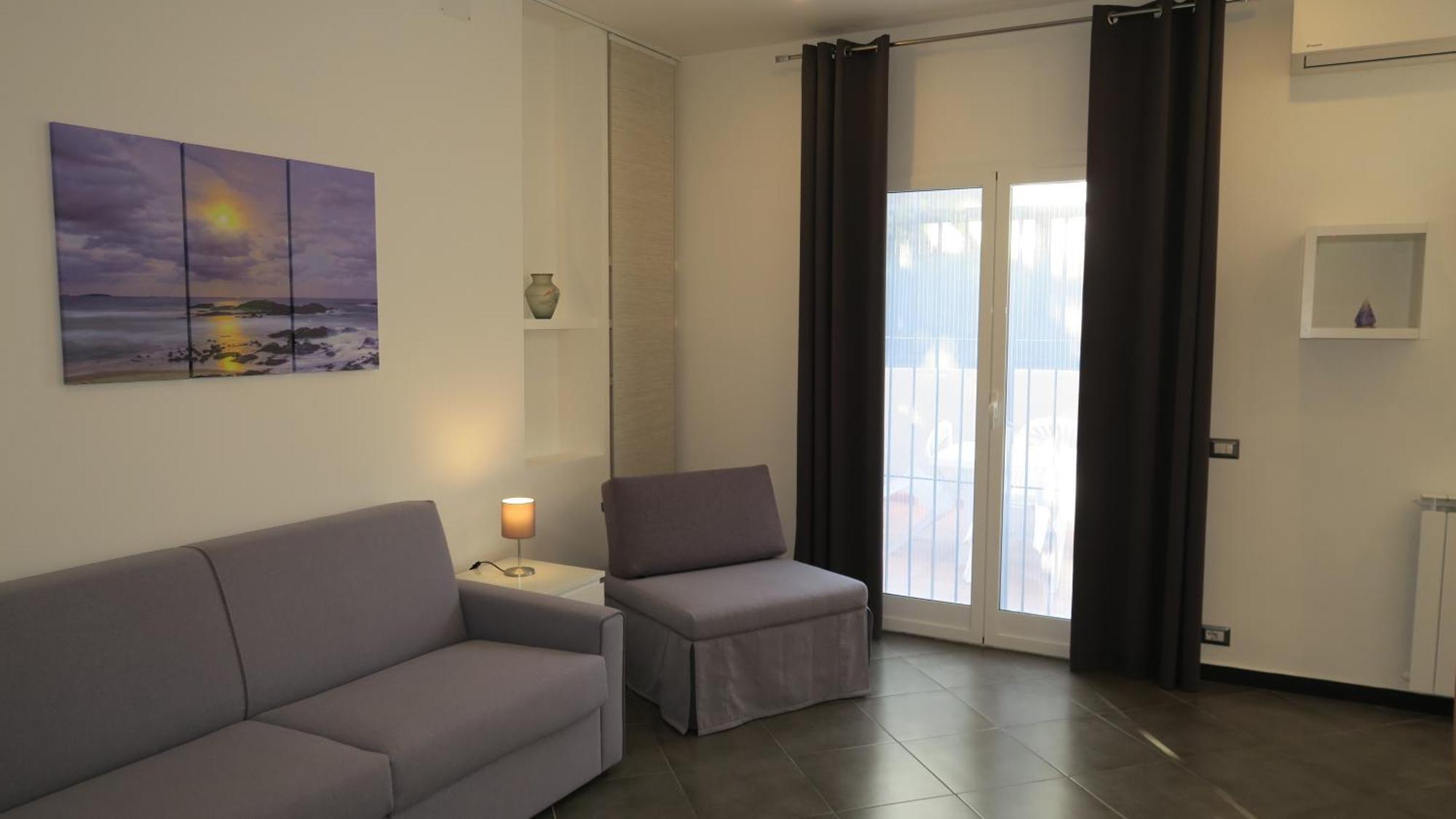 Karina, To The Beach With Terrace And Private Parking Savona Exteriér fotografie